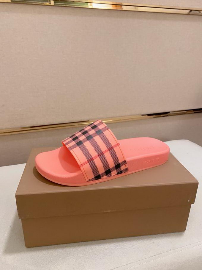 Burberry Slippers Mens ID:20250529-7
